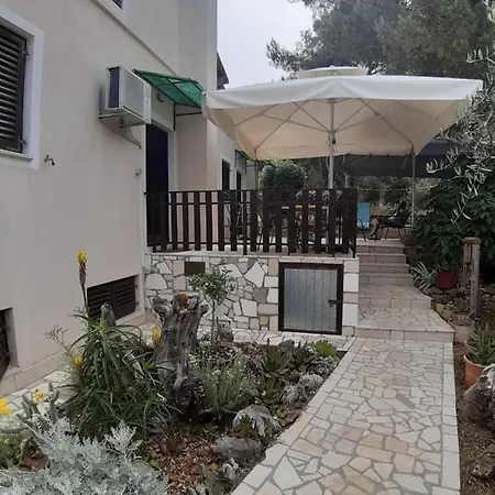 Apartment Rakic Pomer Exterior photo