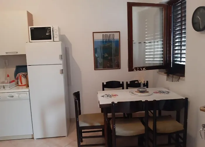 Apartment Rakic Pomer